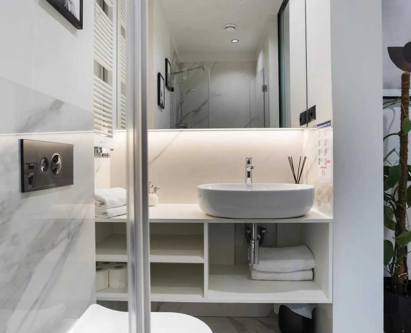 Centro Design Apartments - Półwiejska Poznań