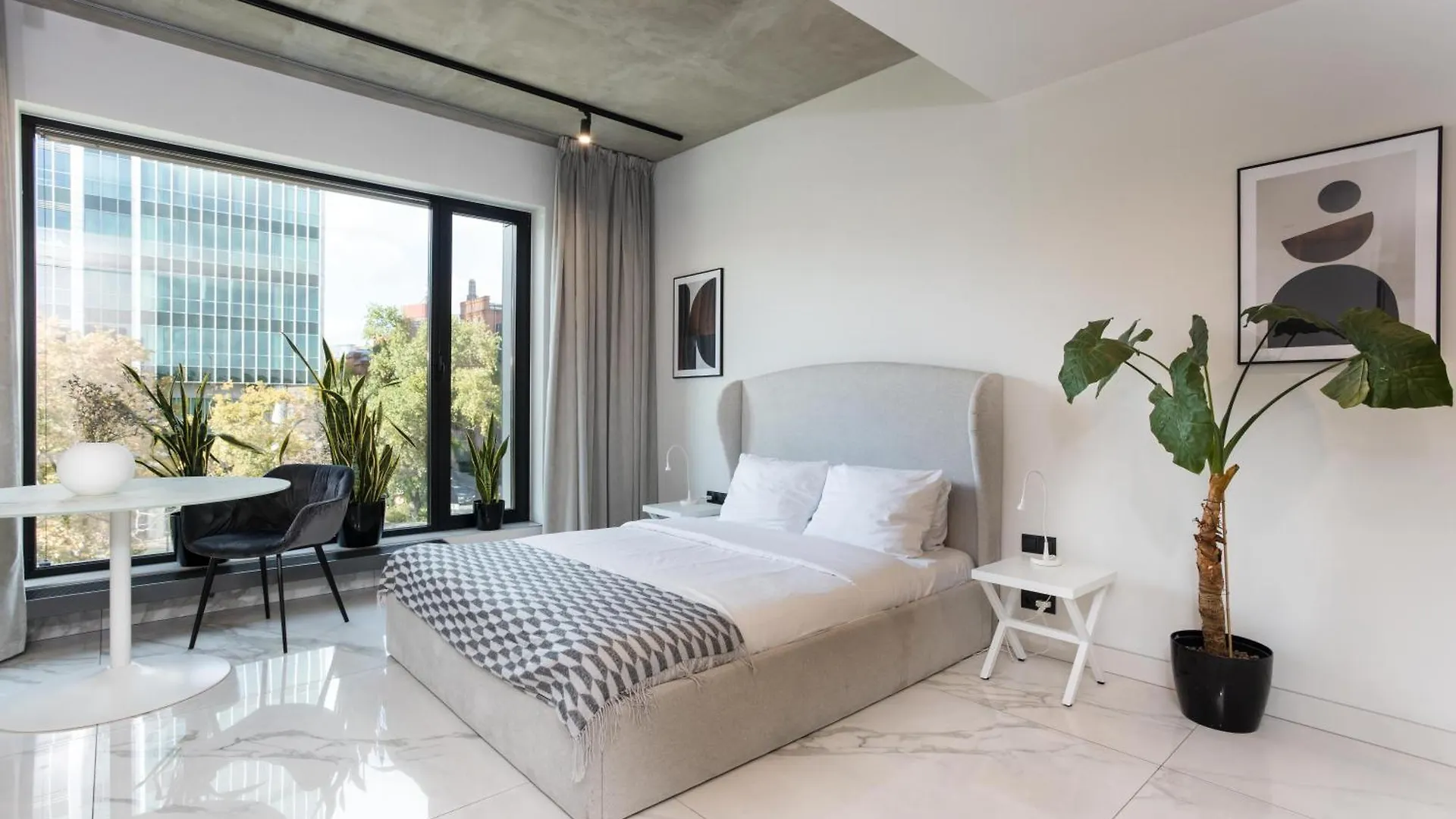 Centro Design Apartments - Półwiejska Poznań Polska